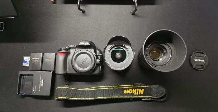 Kit Fotografia Nikon D3100 + 2 Lentes (18-55mm e 55-200mm) - Completo na Bolsa!