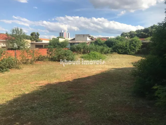 Terreno à venda em Cianorte, Zona 02, com 612.5 m²