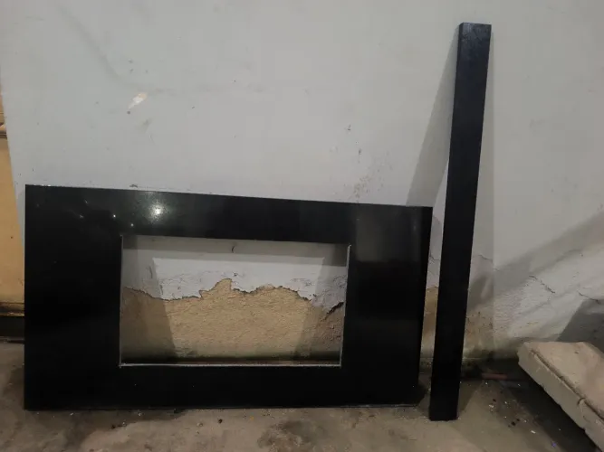 Vendo pedra de mármore já cortada para coktop , na cor São Gabriell 
