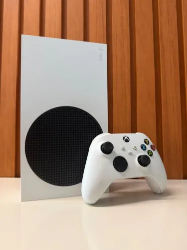 Xbox series S 512GB SSD com dois controles