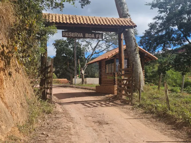 Lote de 566,12 m² no Reserva Boa Fé em Belmiro Braga!