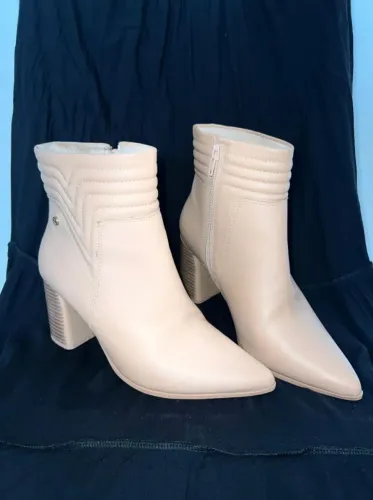 Vendo lindas botas