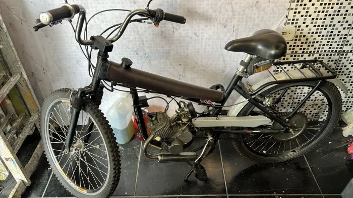 BIKELETE- Aro24 pneus novos, motor em excelente estado. Pegar e andar.