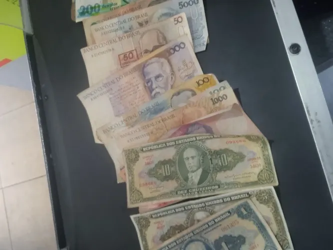 Notas antigas dinheiro
