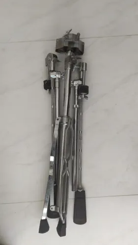 Estante Girafa Dupla com Contra Peso e Clamp Triplo Cromado Reforçado para Bateria THUNDER