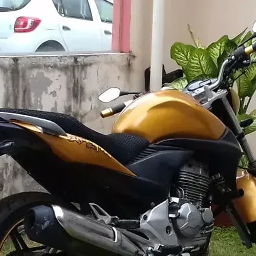 CB300R