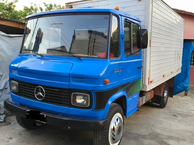 Caminhão 608d top