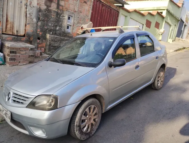 Renault Logan Authentique Hi-flex 1.6 8V 4P 2008