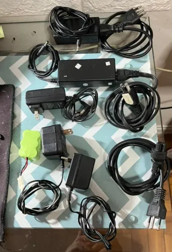Lote de Cabos, Fontes e Carregadores Diversos