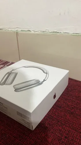 AIRPODS MAX