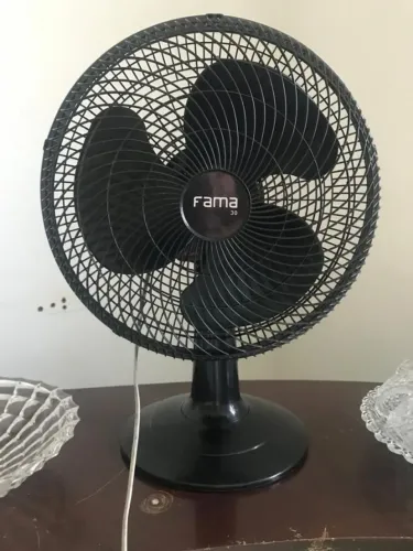 VENTILADOR DE MESA FAMA 30CM