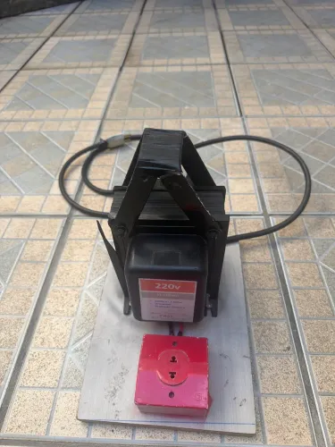 Autotransformador 127/220 V 5000  /  3.500w