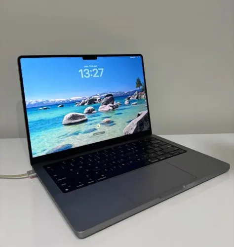 MacBook Pro A2442 - 2021 | Apple M1 Pro | 16GB RAM | 1TB SSD | Tela Retina 14'