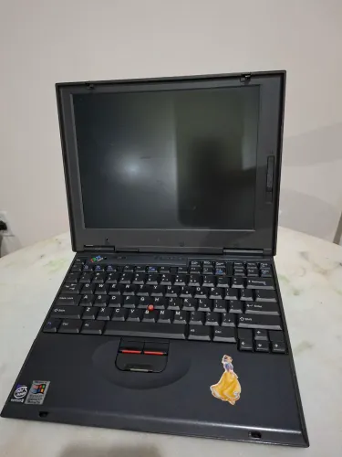 Noteboo IBM Thinkpad 570