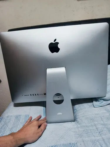 IMAC 2017 21.5 Full HD