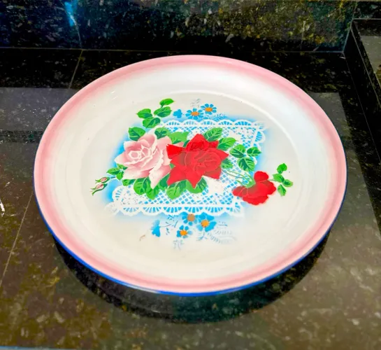 Bacia Antiga em Ágata Decorada