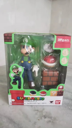 Luigi - SH Figuarts BANDAI Super Mario - Original