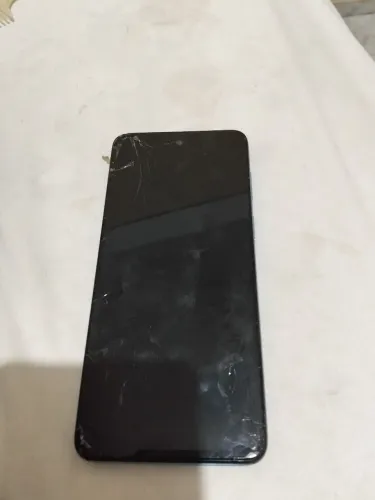 Celular moto g 22 ótimo para seu filho pequeno jogar bateria em bom Estado