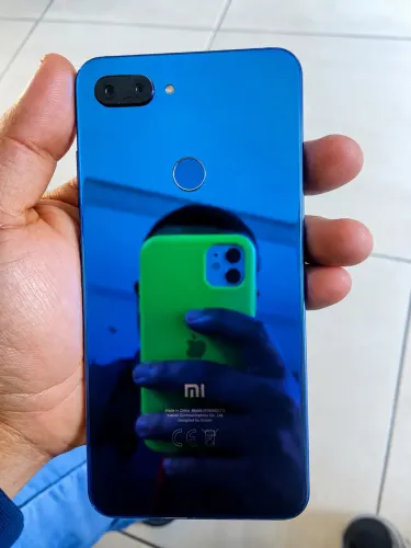 Celular XIAOMI Mi 8 Lite