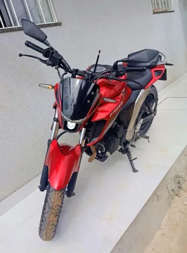 Yamaha Fazer 250 2022
