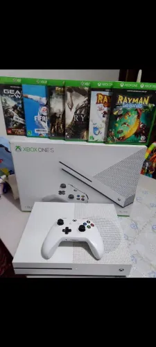VENDO XBOX ONE S 1TB