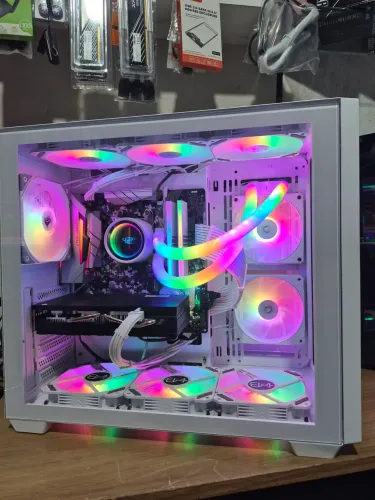 Pc Gamer Ryzen 5 16gb B450M Steel Legend Ssd, RX580 8GB