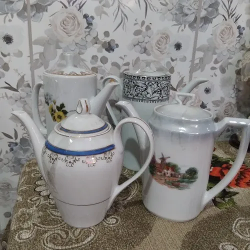 4 bules de café porcelana antigos 