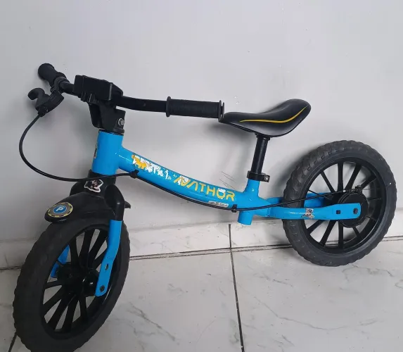 Bicicleta Balance Equilíbrio Infantil Nathor Aro 12 Azul para 2 a 5 Anos<br><br>R$ 150,00