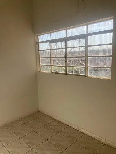 Alugo quitinete no Eldorado