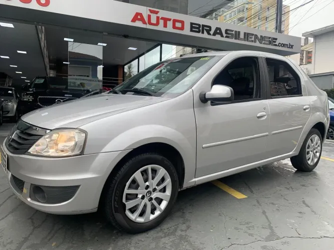 Renault Logan Expression Hi-flex 1.6 8V 4P 2011