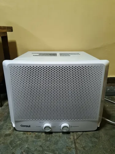 Ar condicionado semi-novo
