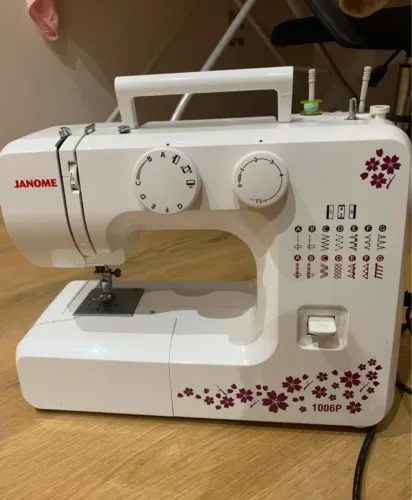 Maquina de costura Janome 1006P