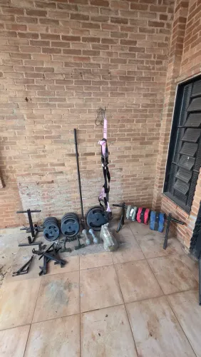Anilhas, TRX, Barra, Halter, Caneleira