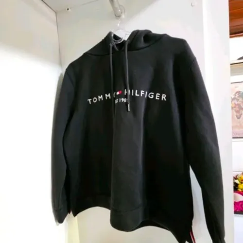 Moletom tommy hilfiger preto