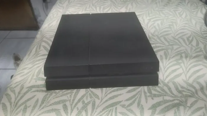 Ps4 - revisado e pasta térmica nova