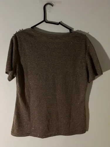 blusa com miçanga de brilho
