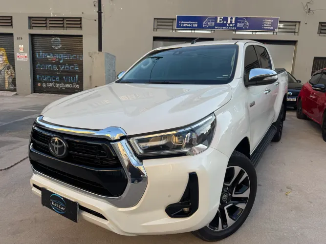 Toyota Hilux CD SRX 4X4 2.8 TDI 16V Diesel Aut. 2021