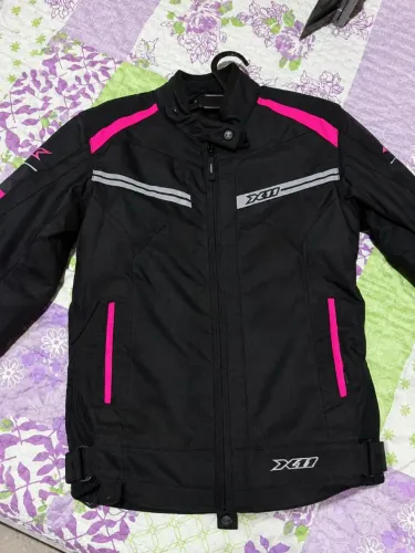 VENDO JAQUETA X11 FEMENINA