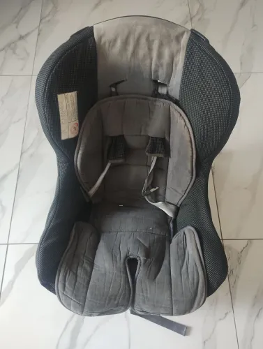 Vendo Cadeirinha para Carro Tipo Bebê Conforto até 25 Kilos