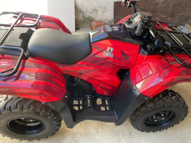 Quadriciclo muito conservado, baixei para vender logo. 36.499,00