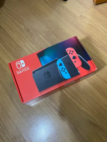 Nintendo Switch 