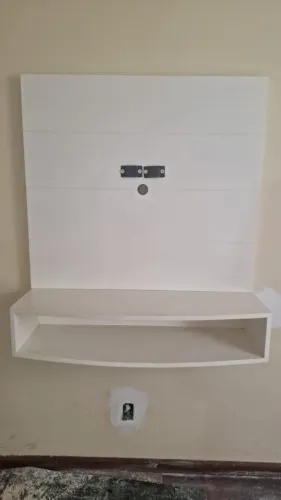 Vendo hack para televisão em ótimo estado