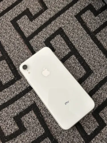 iPhone XR 64gb