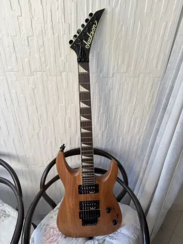 JACKSON JS22 DINKY ARCH TOP