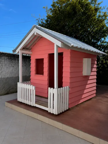 Casinha de brinquedo para crianças