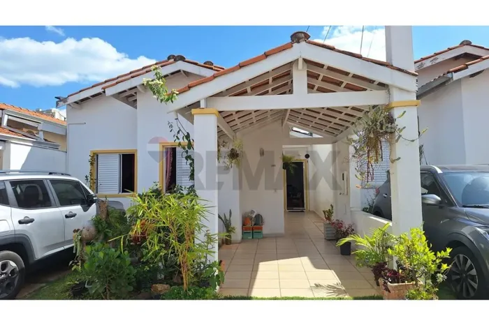Casa Térrea e Acessível no Villagio Di Lucca | 3 Dorms, Quintal e 3 Vagas