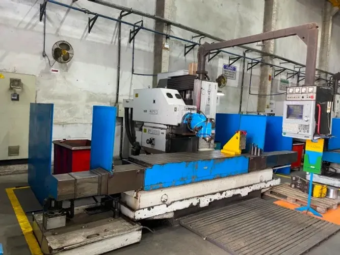 FRESADORA CNC ZAYER ZF2000