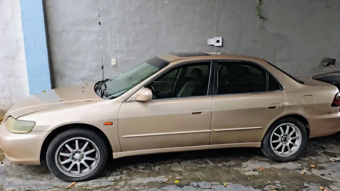 Honda Accord Sedan EXR 2001