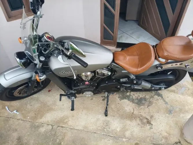 Indian Scout 2016 - Revisão completa recente e documentos pagos