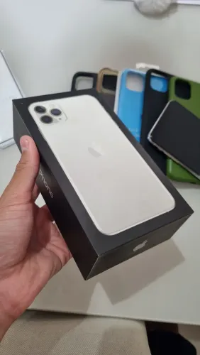 iPhone 11 Pro Max 256gb em excelente estado